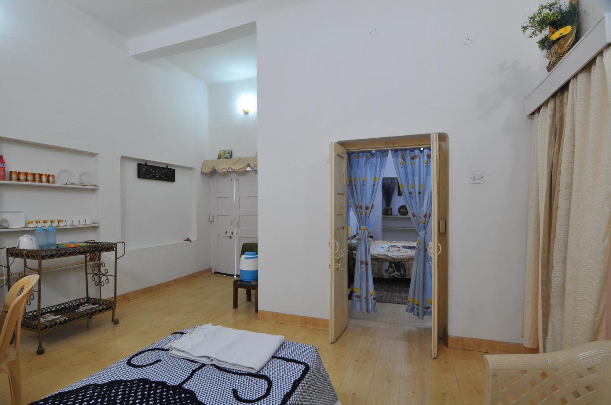 Jheelam Homestay Bhopal Habitación foto